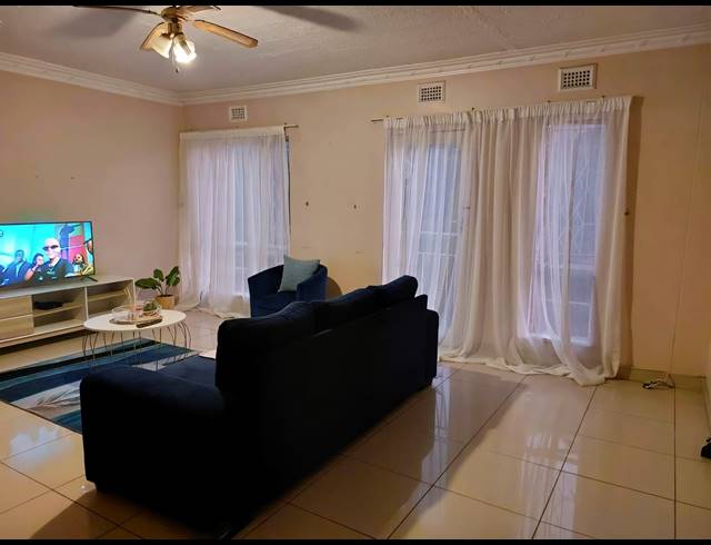 2 BEDROOM APARTMENT FOR SALE IN MONTCLAIR